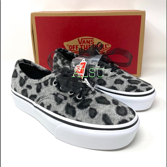 vans fuzzy snow leopard
